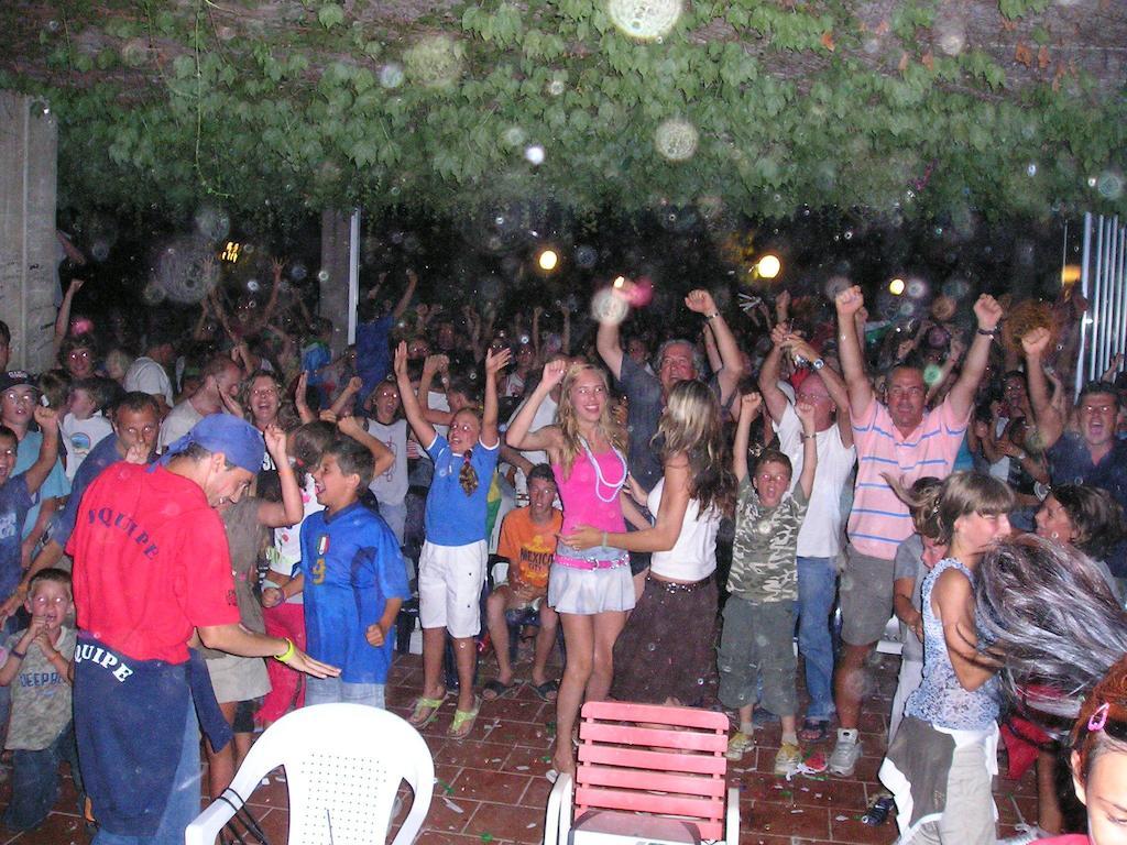 Camping Free Beach Marina Di Bibbona Bagian luar foto