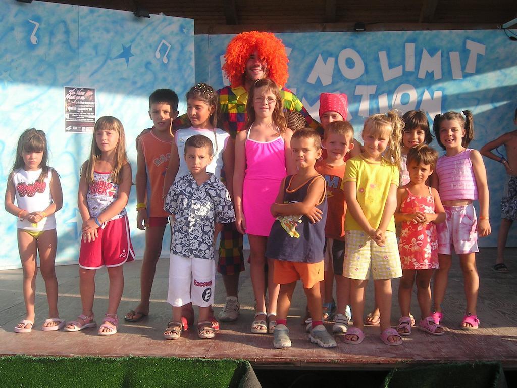 Camping Free Beach Marina Di Bibbona Bagian luar foto