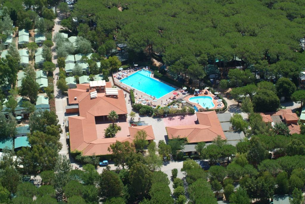 Camping Free Beach Marina Di Bibbona Bagian luar foto