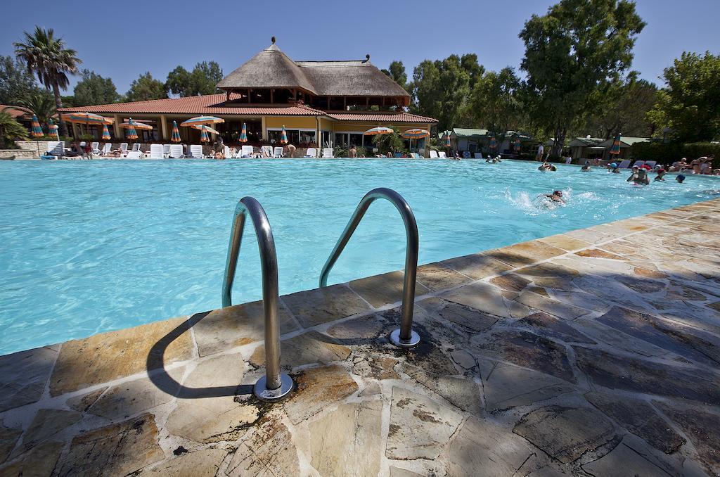 Camping Free Beach Marina Di Bibbona Bagian luar foto